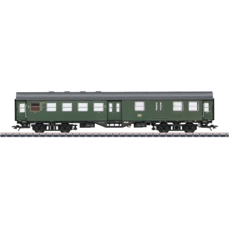 Märklin 41330 Personen-/Gepäckwagen 2.Kl.DB