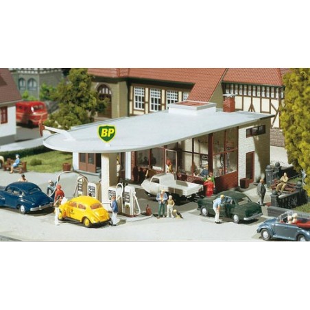 Faller 232219 BP-Tankstelle