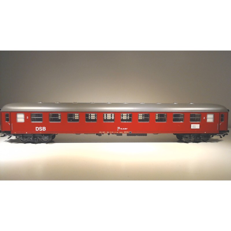 Märklin 29670-04 DSB Litra B 83 088-7 2kl Personvogn Ep4